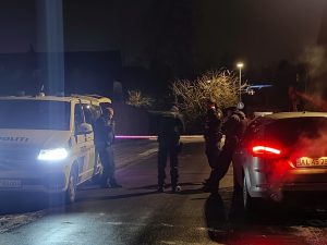 14-årig stukket med kniv