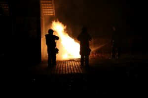 Brand i skraldespand
