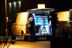 Nyfødt spædbarn fundet død – kvinde anholdt