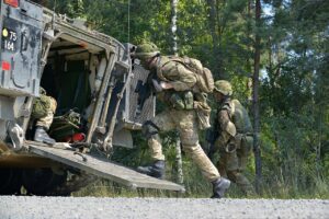 Skal opruste hurtigt: Yderligere 50 milliarder kroner til forsvaret