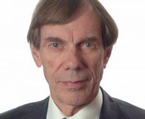 Mogens Camre er død