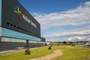 Fond kan ikke – nu må kommune overtage reparation af svømmehal