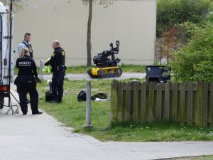 Rullemarie i aktion i Taastrup: Mistænkelig genstand fundet på græsplæne
