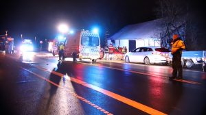 Fire på hospitalet efter færdselsuheld