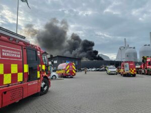 Brand i industribygning