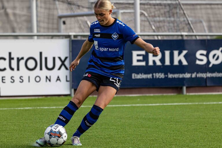 Amerikansk ægtepar køber fodboldhold