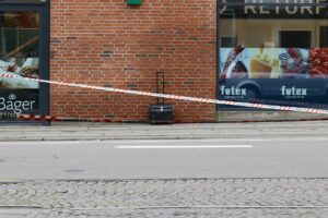Bomberyddere tilkaldt til Føtex