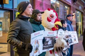 McDonald’s åbning på Nørrebro mødt med protest