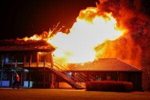 Voldsom brand i restaurant