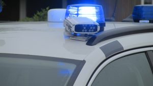 21-årig sigtet for vold