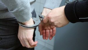 20-årig varetægtsfængslet efter hjemmerøveri