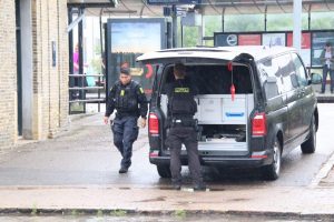 Politiet tilstede på station