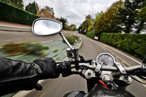Motorcyklist sigtet for hæleri