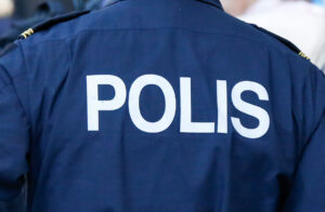 Mand skudt – kørt til sygehuset i privat bil