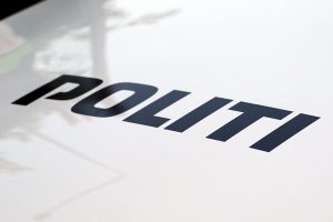 Øltyv tog kvinde på brysterne – 41-årig sigtet for blufærdighedskrænelse og røveri