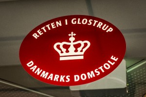 To rumænere fængslet for tricktyverier og misbrug af kreditkort