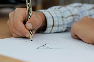 Lukker hel skole efter coronasmitte