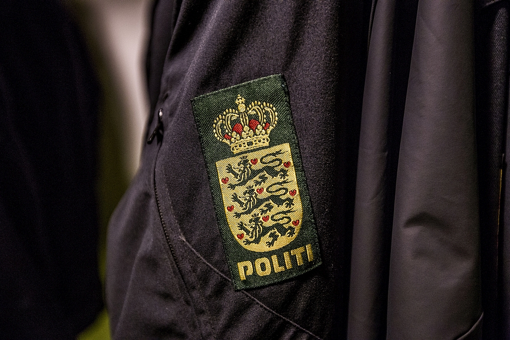 15-årig anholdt for knivstikkeri på Peter Bangs Vej